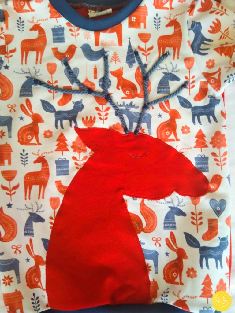 Christmas sweater Deer